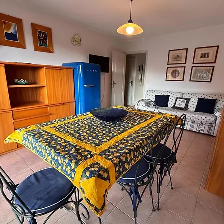 Exceptional Sea View And Beaches 30 Meters Away * Saint-Raphael (Var)